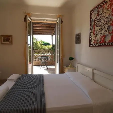 Playa Del Sol - B1 Hotel Saint-Tropez