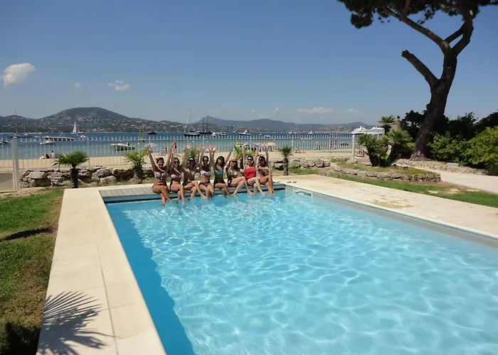 Playa Del Sol - B1 Hotel